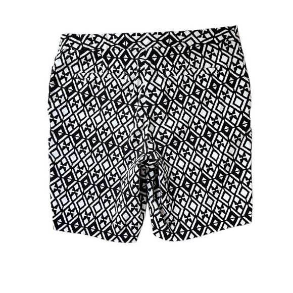 Mario Serrani Italy Black White Dressy Bermuda Short 10 Pockets Tummy Control - Picture 2 of 6
